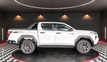 TRAVO OVERLAND PLUS 4WD 2026 2.8 AT DOUBLE CAB WHITE  24794 full
