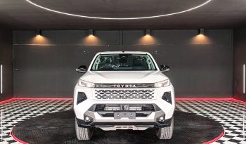 TRAVO OVERLAND PLUS 4WD 2026 2.8 AT DOUBLE CAB WHITE  24794 full