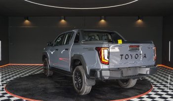 TRAVO OVERLAND PLUS 4WD 2026 2.8 AT DOUBLE CAB GREY  25370 full