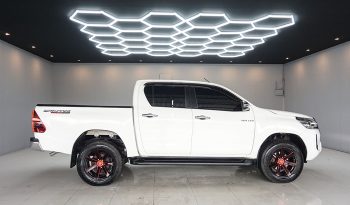 REVO PRE 2022 2.4 MID AT DOUBLE CAB WHITE  6259 full