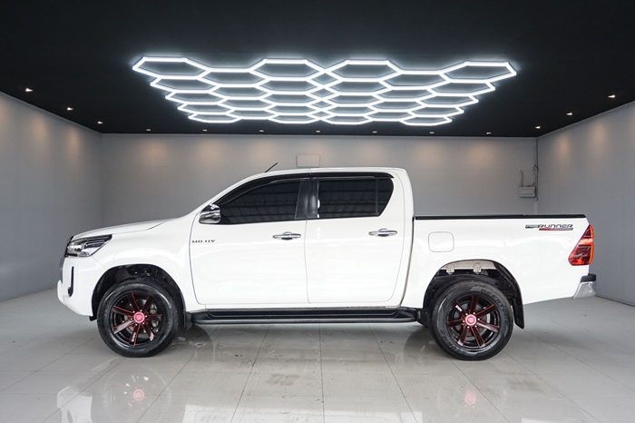 REVO PRE 2022 2.4 MID AT DOUBLE CAB WHITE  6259 full