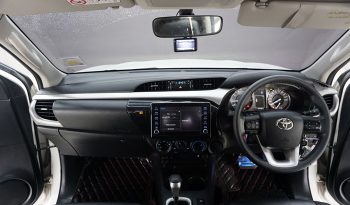 REVO PRE 2022 2.4 MID AT DOUBLE CAB WHITE  6259 full