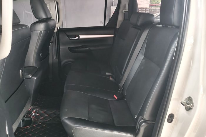 REVO PRE 2022 2.4 MID AT DOUBLE CAB WHITE  6259 full