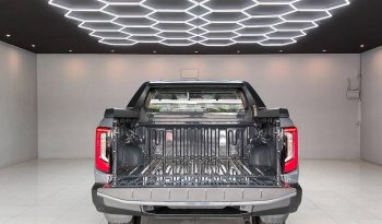 TRAVO OVERLAND PLUS 4WD 2026 2.8 AT DOUBLE CAB GREY  25390 full