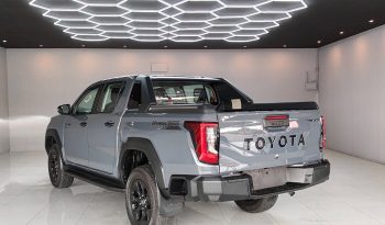 TRAVO OVERLAND PLUS 4WD 2026 2.8 AT DOUBLE CAB GREY  25390 full