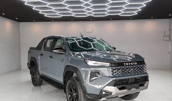 TRAVO OVERLAND PLUS 4WD 2026 2.8 AT DOUBLE CAB GREY  25390 full