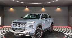 TRAVO OVERLAND PLUS 4WD 2026 2.8 AT DOUBLE CAB GREY  23649