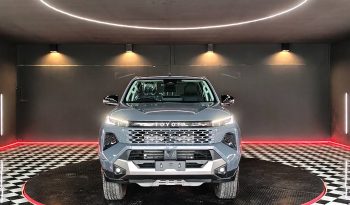 TRAVO OVERLAND PLUS 4WD 2026 2.8 AT DOUBLE CAB GREY  23529 full