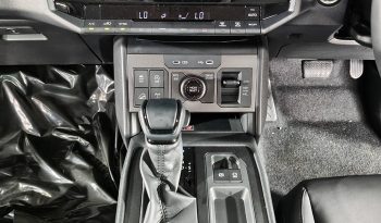 TRAVO OVERLAND PLUS 4WD 2026 2.8 AT DOUBLE CAB BLACK  24728 full