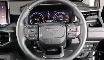 TRAVO OVERLAND PLUS 4WD 2026 2.8 AT DOUBLE CAB BLACK  24728 full