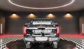 TRAVO OVERLAND PLUS 4WD 2026 2.8 AT DOUBLE CAB BLACK  24728 full