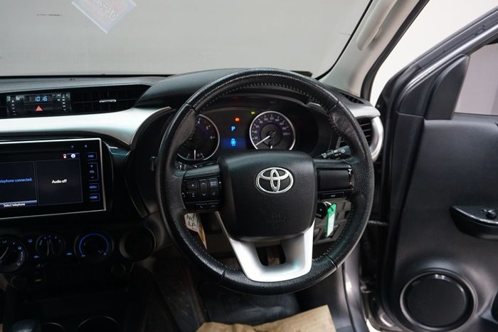 REVO PRE 2019 2.4E AT DOUBLE CAB DARK GREY  2658 full