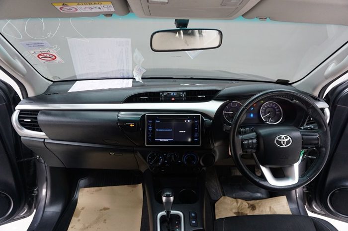 REVO PRE 2019 2.4E AT DOUBLE CAB DARK GREY  2658 full