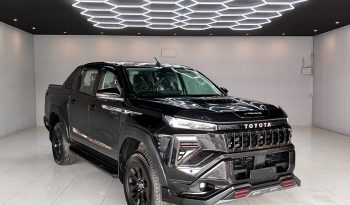 TRAVO OVERLAND PLUS 4WD 2025 2.8 AT DOUBLE CAB BLACK  20733 full