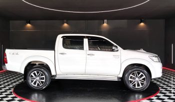 VIGO 4WD 2012 3.0G AT DOUBLE CAB WHITE  6506 full