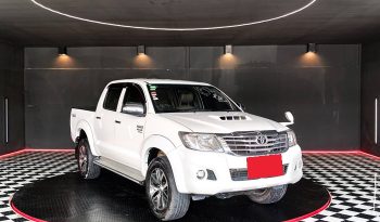 VIGO 4WD 2012 3.0G AT DOUBLE CAB WHITE  6506 full