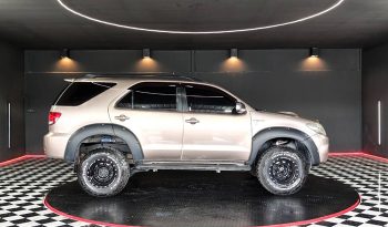 TOYOTA 4WD 2007 3.0V AT FORTUNER BROWN  8810 full
