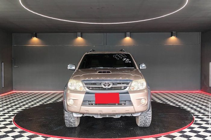 TOYOTA 4WD 2007 3.0V AT FORTUNER BROWN  8810 full