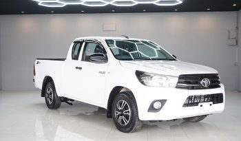 REVO 2WD 2019 2.4J MT SMART CAB WHITE  428 full