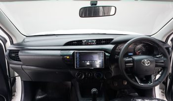REVO 2WD 2019 2.4J MT SMART CAB WHITE  428 full