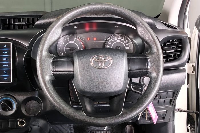 REVO 2WD 2019 2.4 AT DOUBLE CAB WHITE  1801 full