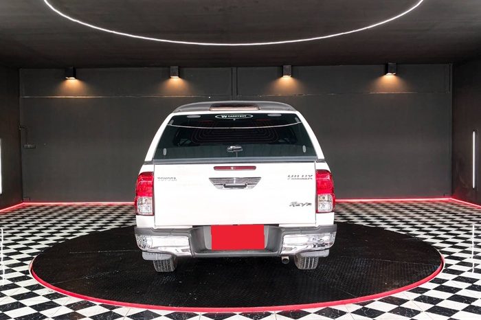 REVO 2WD 2019 2.4 AT DOUBLE CAB WHITE  1801 full