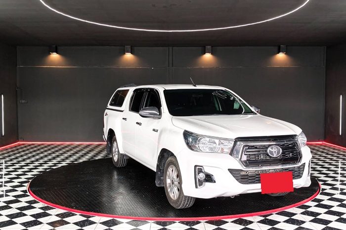 REVO 2WD 2019 2.4 AT DOUBLE CAB WHITE  1801 full