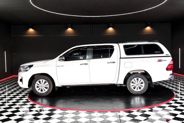 REVO 2WD 2019 2.4 AT DOUBLE CAB WHITE  1801 full