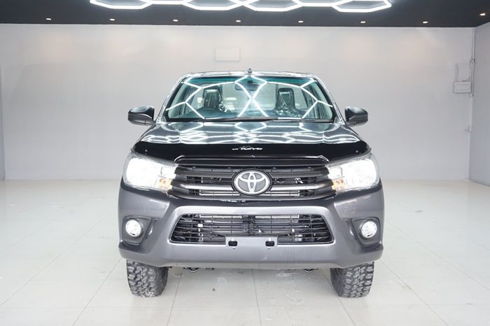 REVO 2WD 2019 2.4J MT STANDARD DARK GREY  767 full