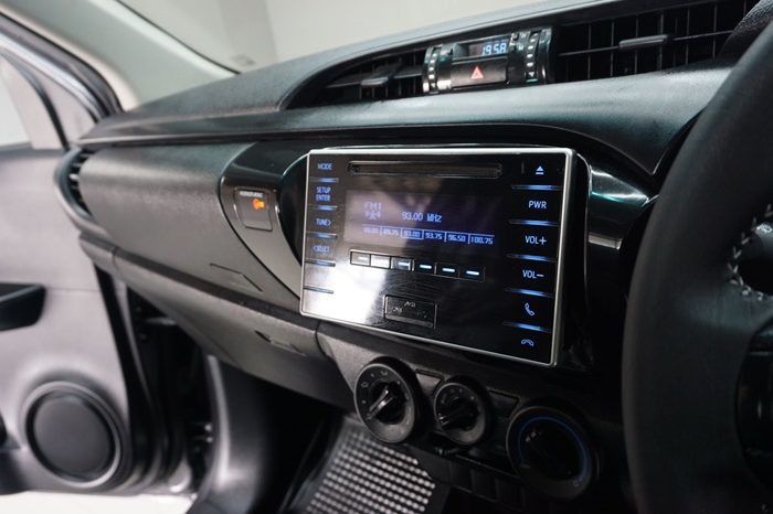 REVO 2WD 2019 2.4J MT STANDARD DARK GREY  767 full