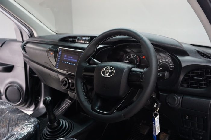 REVO 2WD 2019 2.4J MT STANDARD DARK GREY  767 full