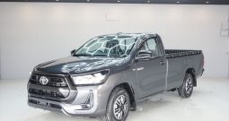 REVO 2WD 2021 2.4 ENTRY MT STANDARD DARK GREY  8218