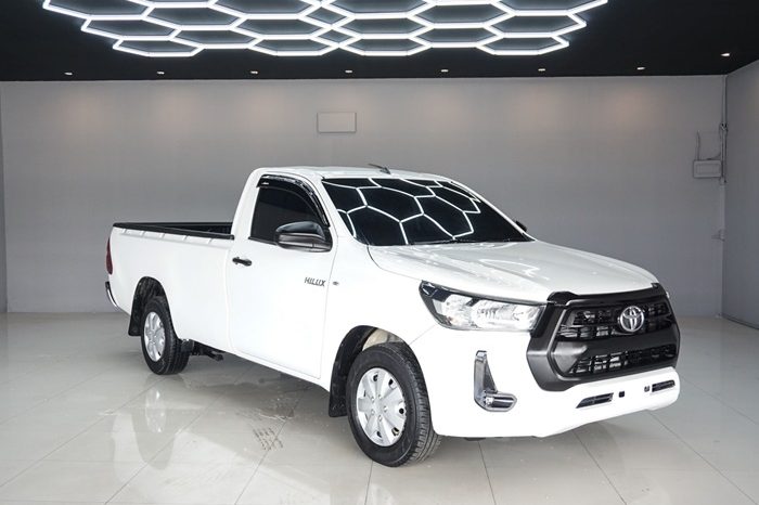REVO 2WD 2021 2.4 ENTRY MT STANDARD WHITE  339 full