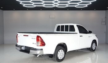 REVO 2WD 2021 2.4 ENTRY MT STANDARD WHITE  339 full