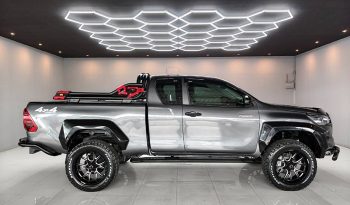 REVO 4WD 2017 2.4J AT SMART CAB DARK GREY  8618 full