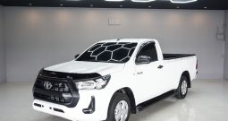 REVO 2WD 2021 2.4J MT STANDARD WHITE  1800