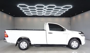 REVO 2WD 2021 2.4J MT STANDARD WHITE  1800 full