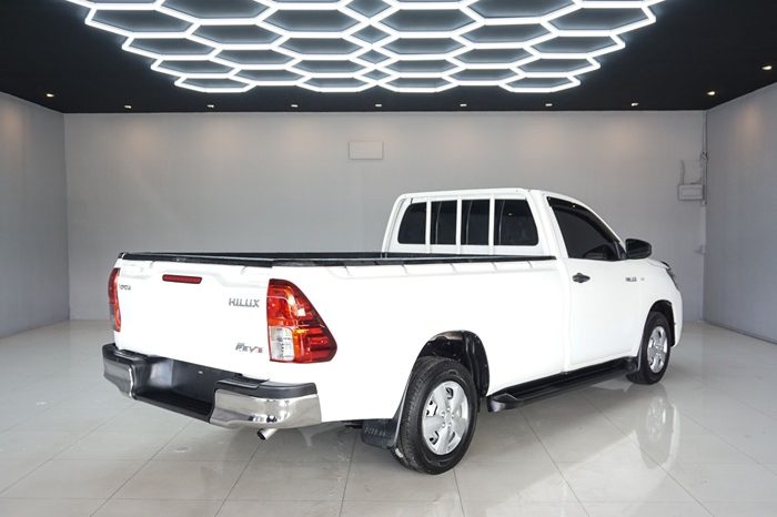 REVO 2WD 2021 2.4J MT STANDARD WHITE  1800 full