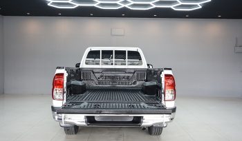 REVO 2WD 2021 2.4J MT STANDARD WHITE  1800 full