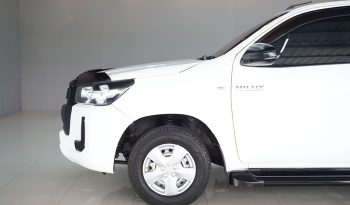 REVO 2WD 2021 2.4J MT STANDARD WHITE  1800 full