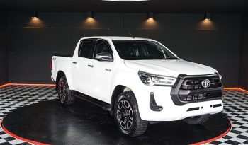 REVO PRE 2020 2.4 MID AT DOUBLE CAB WHITE  8013 full