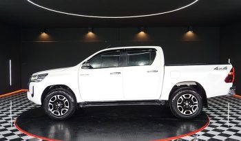 REVO PRE 2020 2.4 MID AT DOUBLE CAB WHITE  8013 full