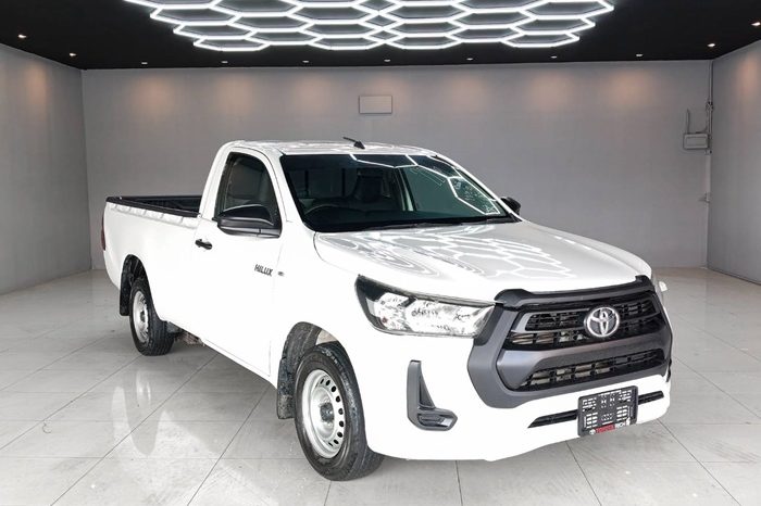REVO 2WD 2021 2.4 ENTRY MT STANDARD WHITE  2219 full