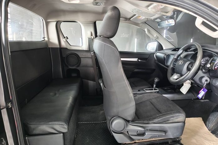 REVO PRE 2022 2.4 ENTRY AT SMART CAB DARK GREY  8338 full