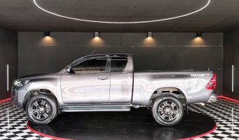 REVO PRE 2022 2.4 ENTRY AT SMART CAB DARK GREY  8338 full