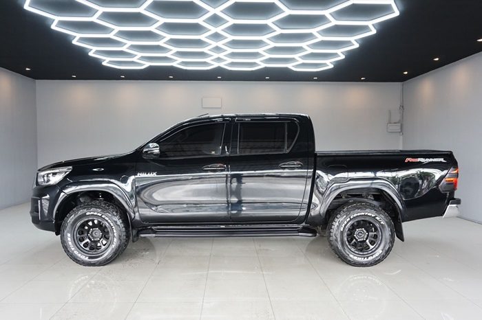REVO PRE 2019 2.4E AT DOUBLE CAB BLACK  7660 full