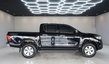 REVO PRE 2019 2.4E AT DOUBLE CAB BLACK  1139 full