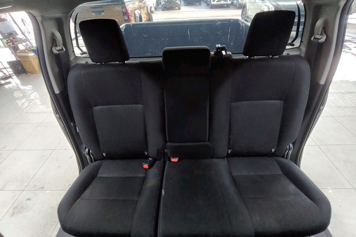 REVO PRE 2019 2.4E AT DOUBLE CAB BLACK  1139 full