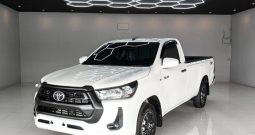 REVO 2WD 2021 2.4 ENTRY MT STANDARD WHITE  6168