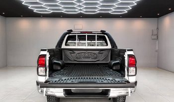 REVO 2WD 2022 2.4J MT STANDARD WHITE  1743 full